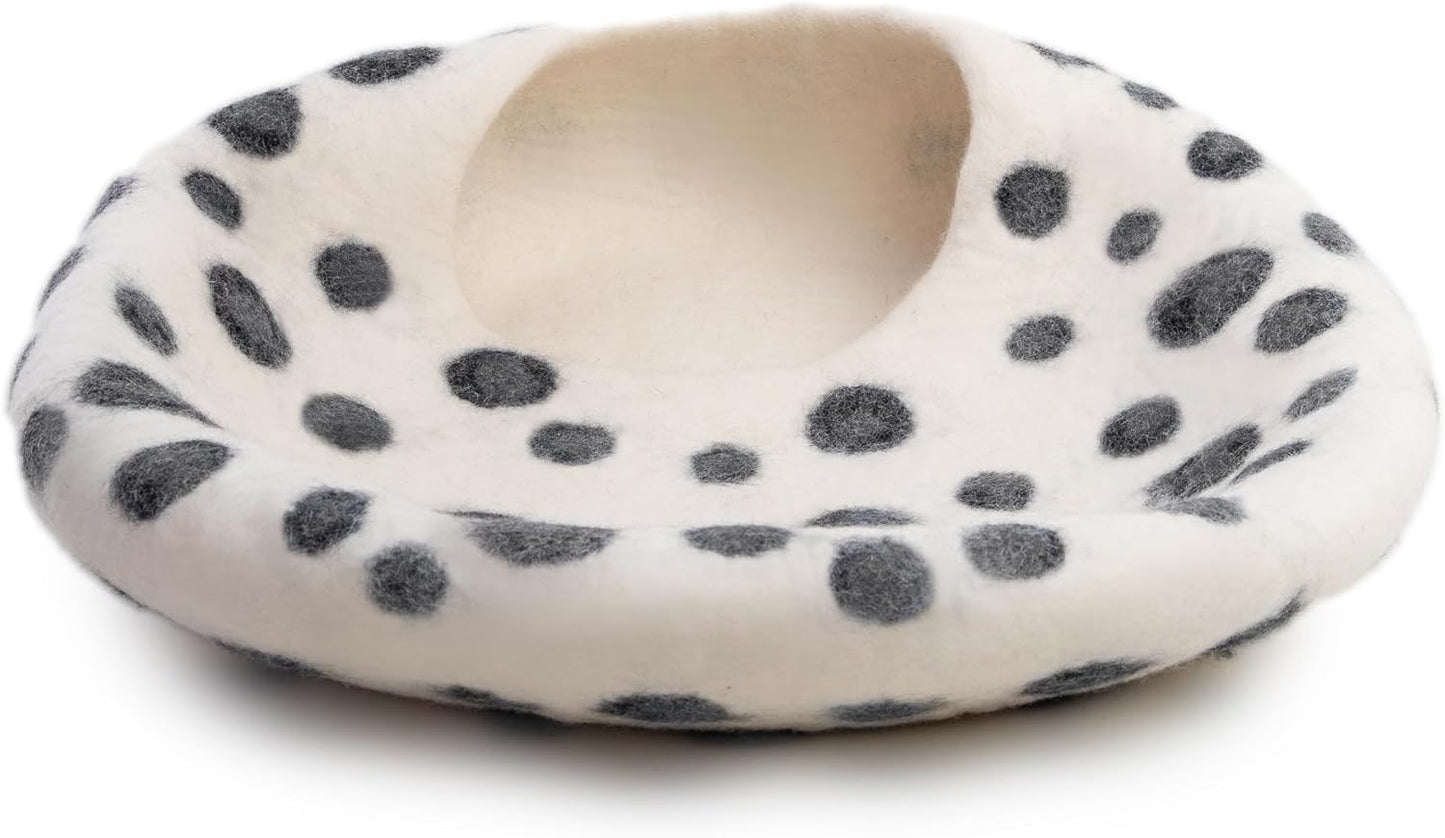 Large Wool Cat Bed Cave - Extra Warm Kitty Beds Handcrafted Kitten Caves Bed for Indoor Cats - Eco-Friendly Felt, Foldable Cat Hidewawy Covered Cat House Pod