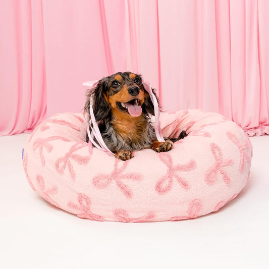 LE SURE Donut Medium Dog Bed - Round Cat Beds for Indoor Cats Calming Pet Beds, Cute Modern Beds with Jacquard Shaggy Plush & Anti Slip Bottom, 30 Inch, Pink Taffy
